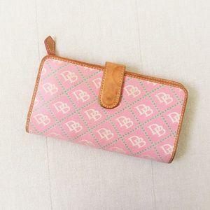VINTAGE • Dooney & Bourke Pink Bi-Fold Wallet